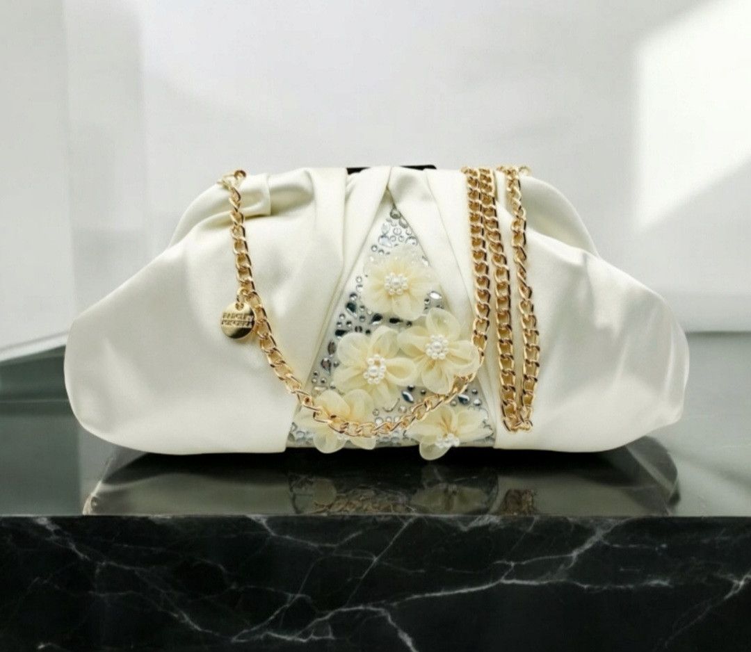 Badgley Mischka Badgley Mischka Floral Embellished Satin Clutch Size ONE SIZE - 1 Thumbnail