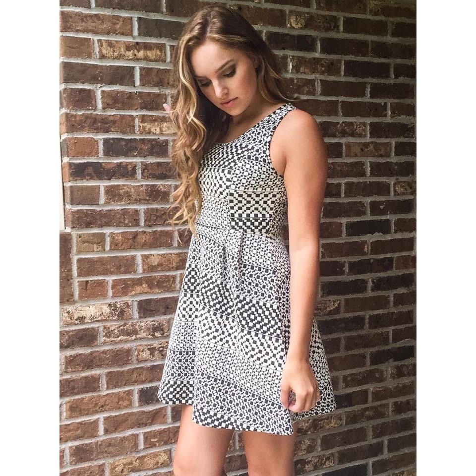 Other NWT Black & White Fit & Flare Mini Dress | Mod Mob Wife Offi Size L / US 10 / IT 46 - 2 Thumbnail