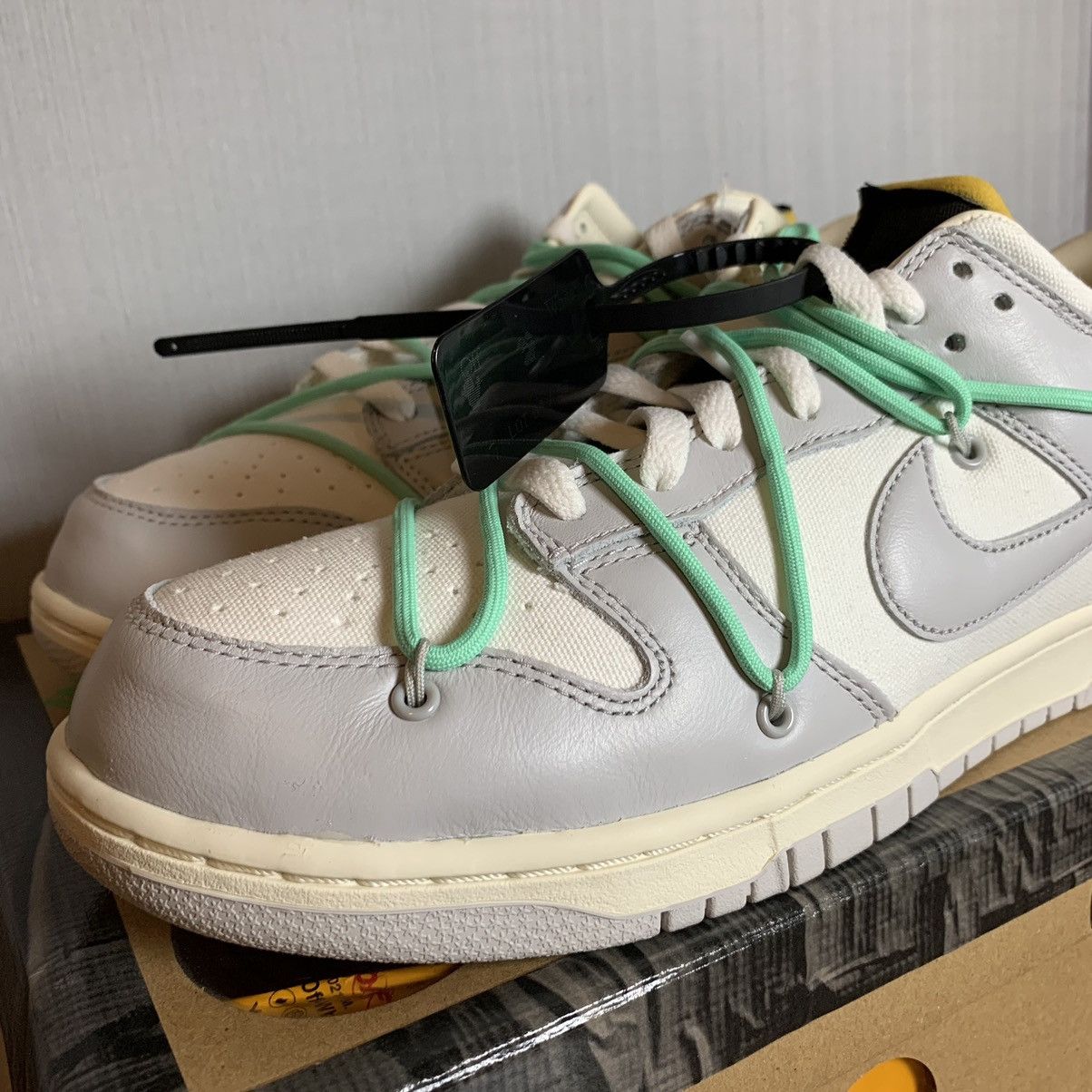 Nike × Off-White Off-White Nike Dunk Low Lot 4 Size US 11 / EU 44 - 2 Thumbnail