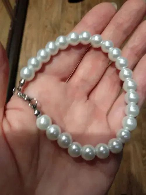 Other 8mm Pearl Bead Bracelet Size ONE SIZE - 1 Thumbnail