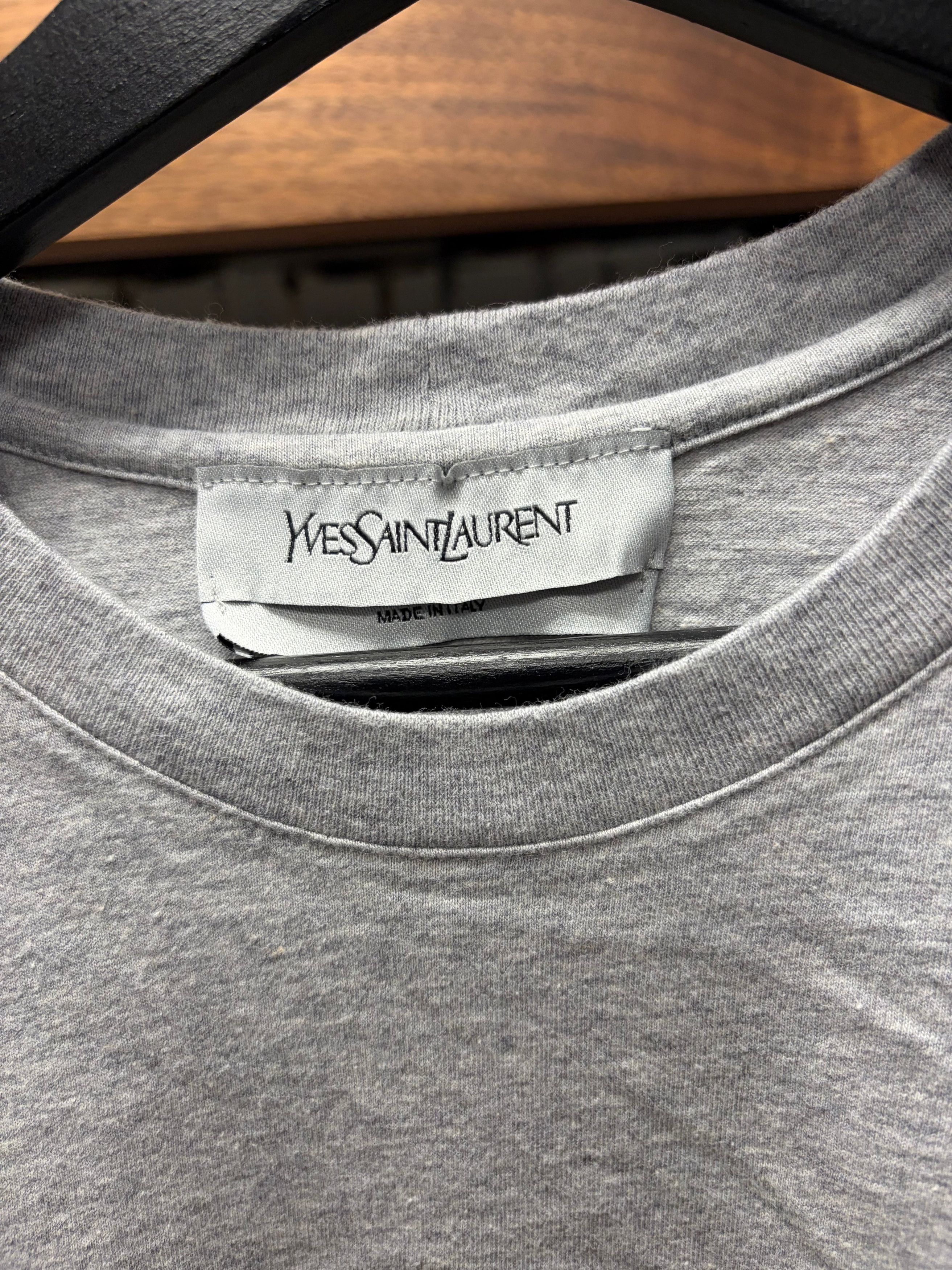 Yves Saint Laurent Vintage Yves Saint Laurent ‘Glasses’ YSL Logo Grey/White Graphic T-Shirt Size US M / EU 48-50 / 2 - 4 Thumbnail