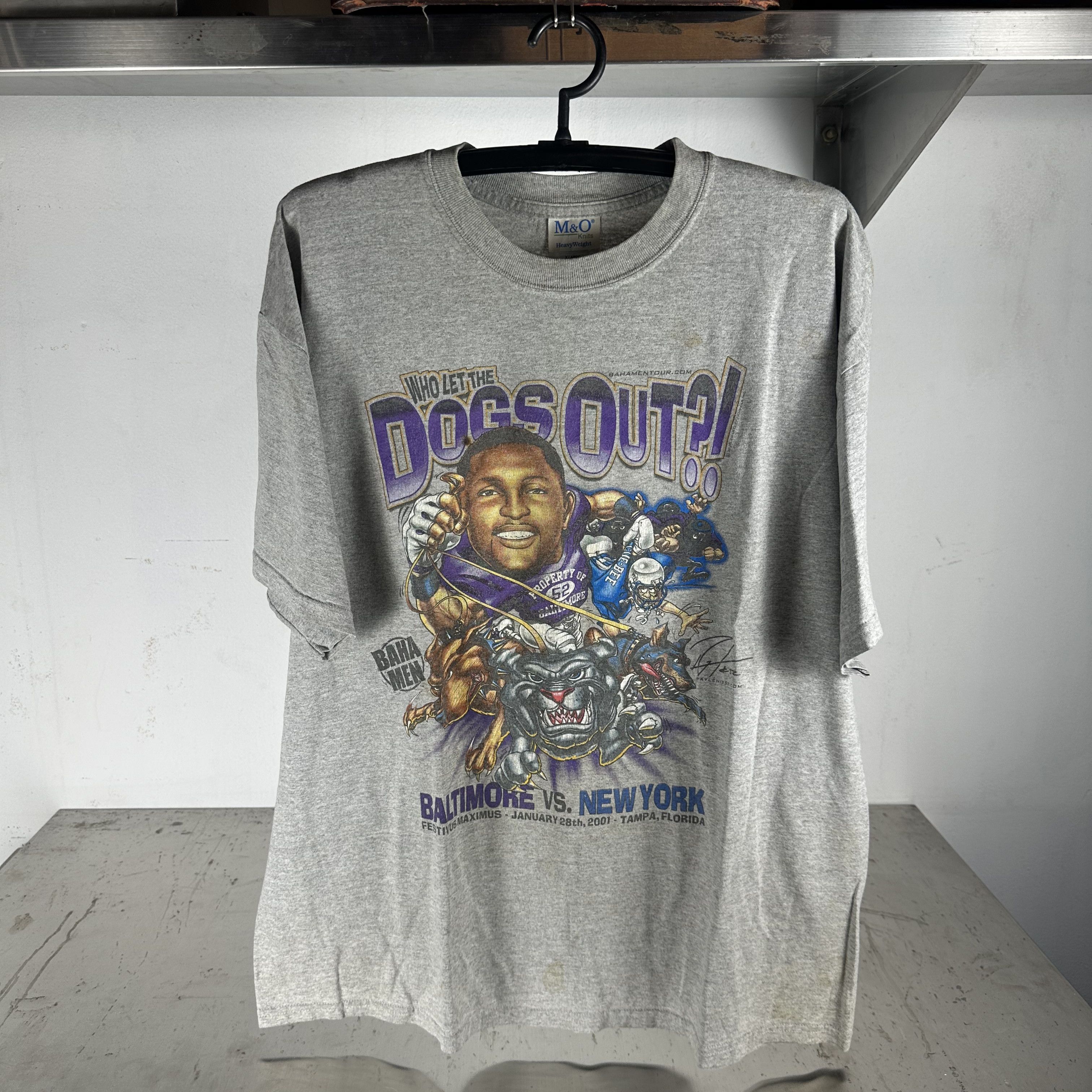 Vintage ​​2001 Baltimore Ravens Who Let The Dogs Out?! NFL T-shirt 