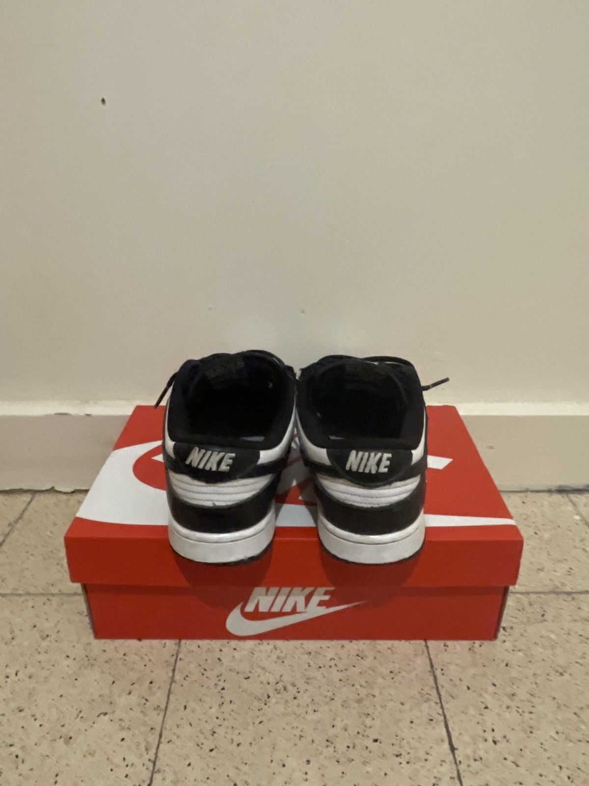 Nike Nike dunk low black white panda used size 7.5 with box Size US 7.5 / EU 40-41 - 4 Thumbnail