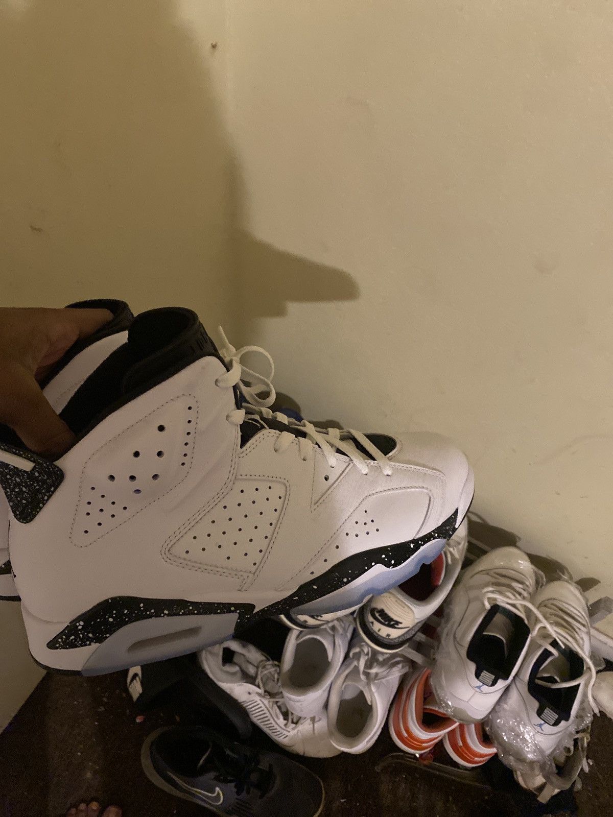Jordan Brand Jordan 6 reverse Oreo Size US 12 / EU 45 - 6 Thumbnail