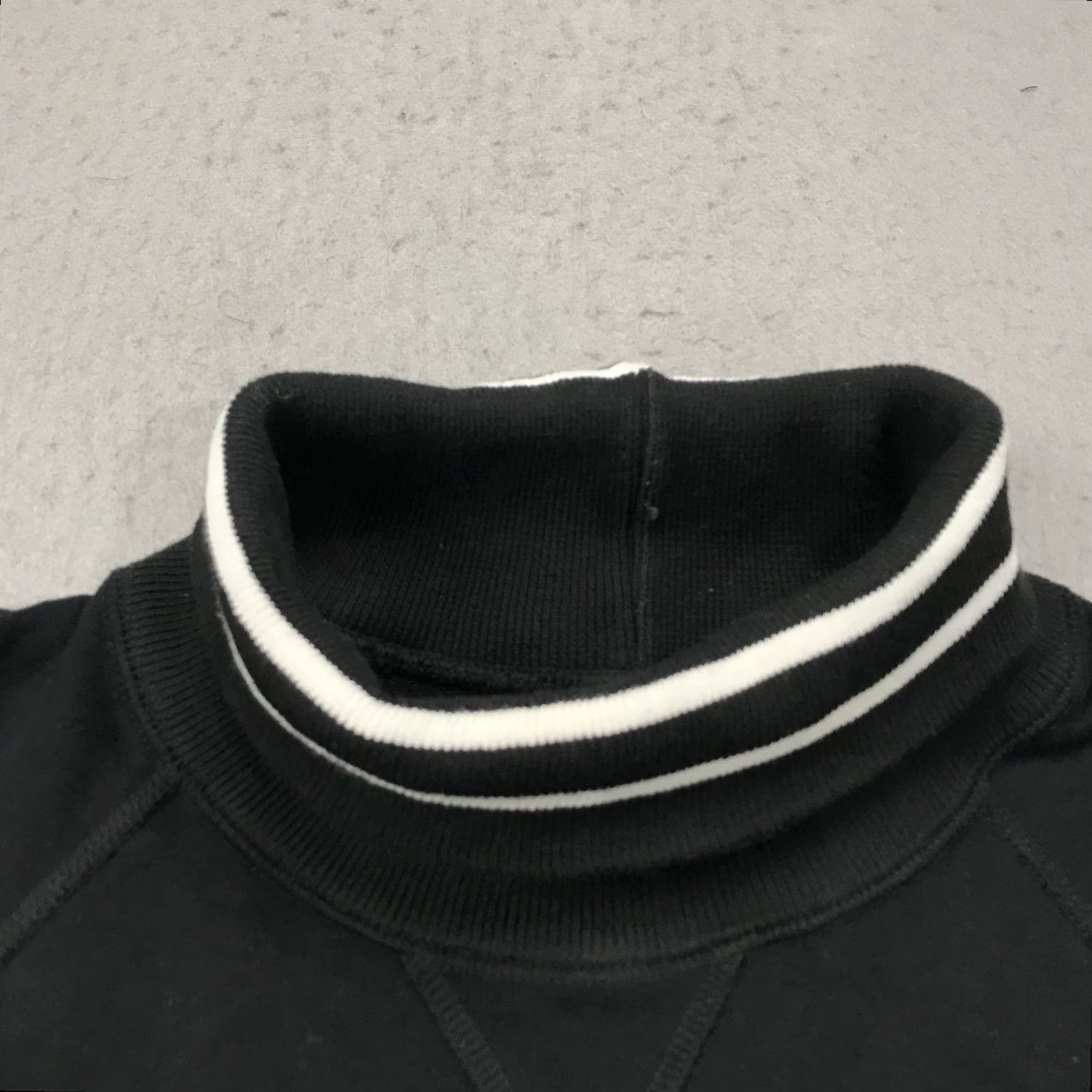 Todd Snyder Todd Snyder Sweatshirt Mens M Black Cotton Fleece Heavyweight Logo Embroidered Pullover Turtleneck Classic 100% Heavyweight Cotton Size US M / EU 48-50 / 2 - 5 Thumbnail
