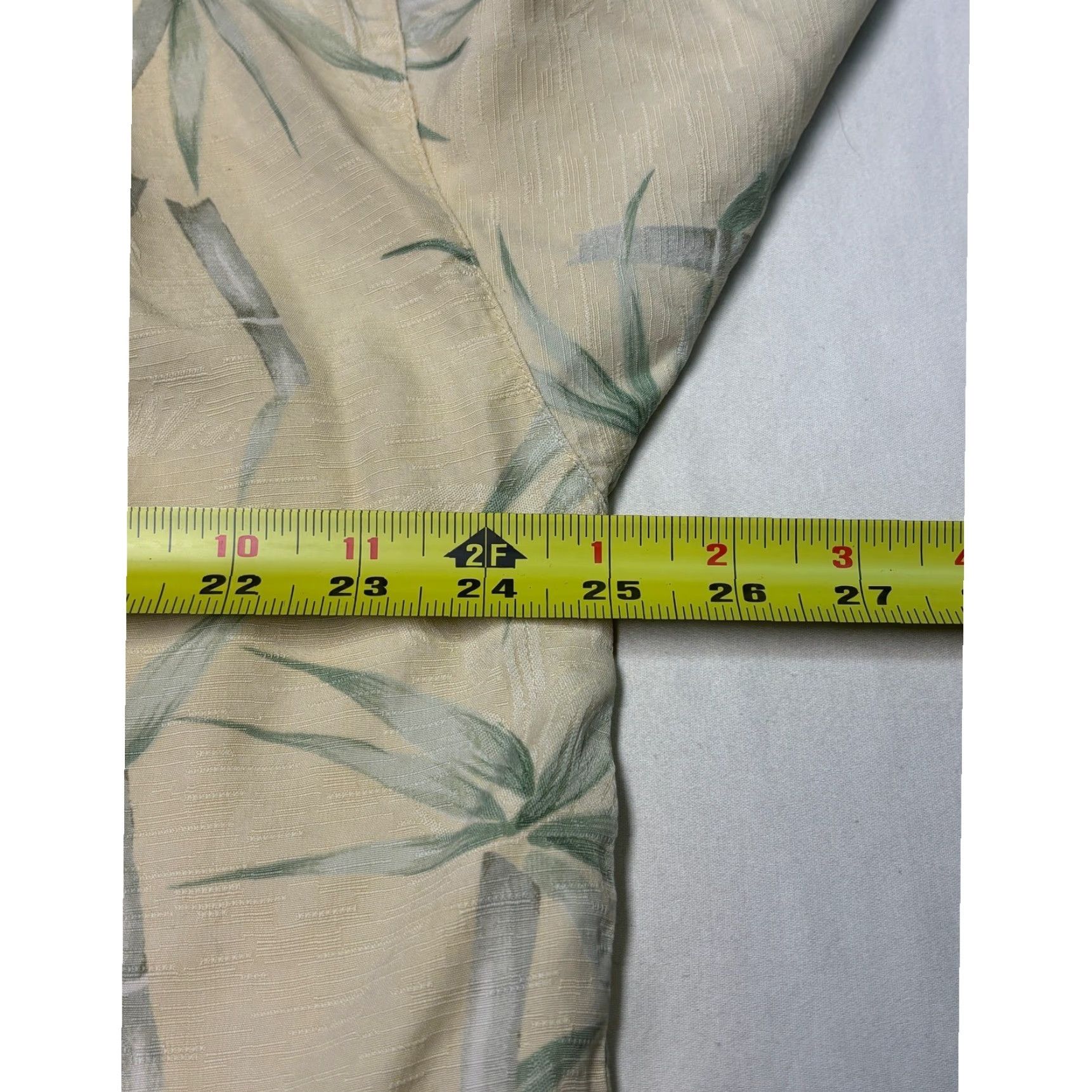 Tommy Bahama VINTAGE Tommy Bahama Mens XL Silk Bamboo Print Short Sleeve Hawaiian Aloha Shirt Size US XL / EU 56 / 4 - 6 Thumbnail