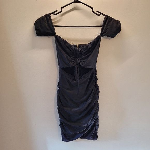 Other Tiger mist off shoulder waist cut out mini dress - size xs Size XS / US 0-2 / IT 36-38 - 2 Thumbnail