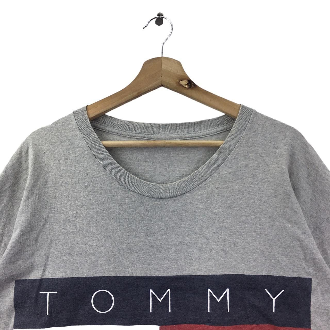 Tommy Hilfiger Vtg TOMMY HILFIGER USA Flag Logo Sailing Gear Tee Shirt Size US L / EU 52-54 / 3 - 2 Thumbnail