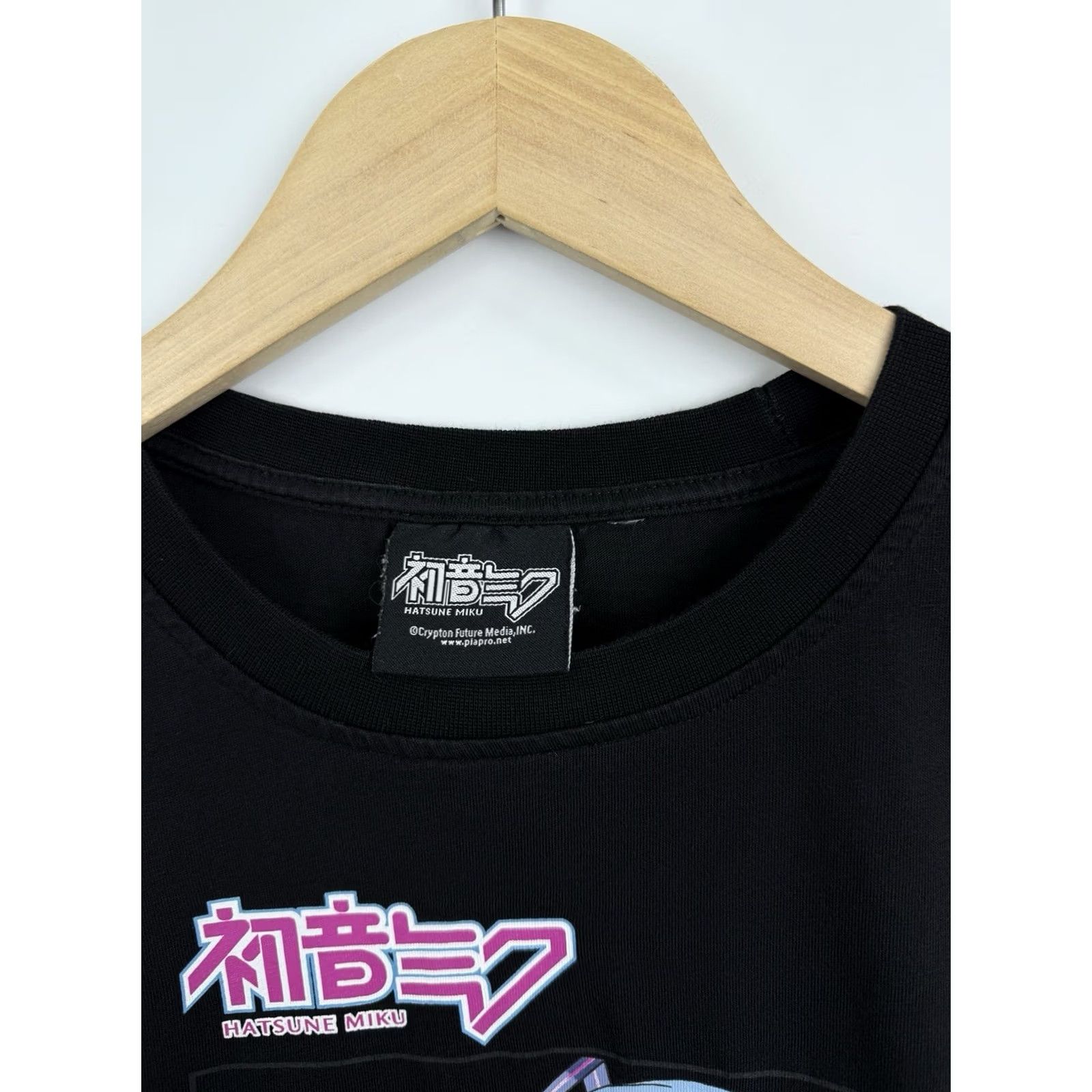 Vintage VINTAGE Hatsune Miku T-Shirt Mens M Black Art by Choocy CFM T-Shirt Size M Size US M / EU 48-50 / 2 - 7 Thumbnail