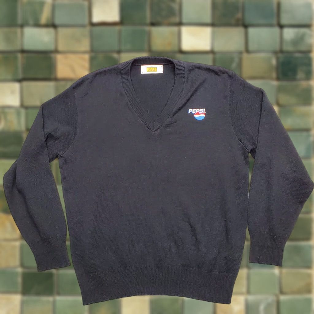 Vintage VINTAGE Pepsi Sweater Mens XL Black Knit V-Neck Long Sleeve Casual USA Size US XL / EU 56 / 4 - 1 Thumbnail
