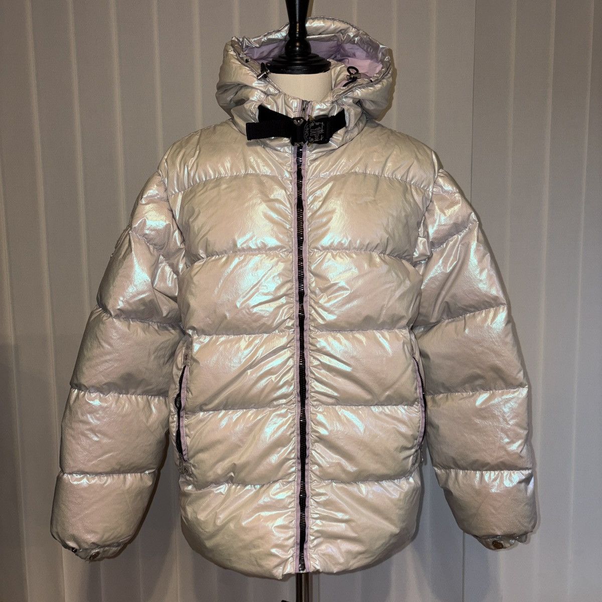 1017 ALYX 9SM × Moncler Rare 1017 alyx 9sm rainbow glossy down jacket Size ONE SIZE - 1 Thumbnail