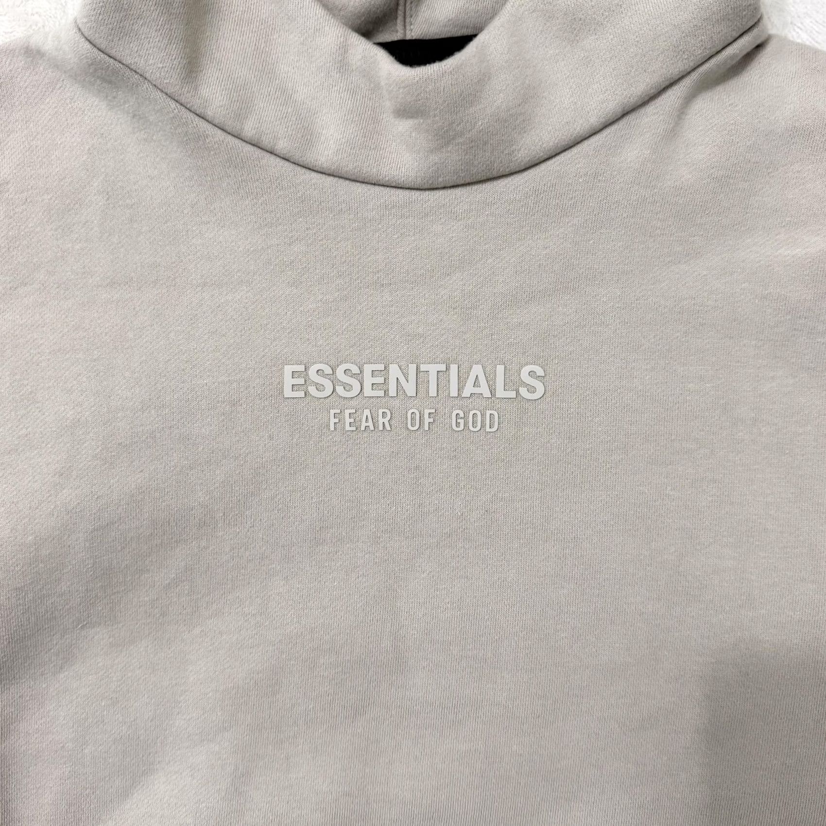 Vintage Fear Of God Essentials Hoodie Mens M Gray Pullover Graphic Print Crew Neck Relaxed Fit Size US M / EU 48-50 / 2 - 4 Thumbnail