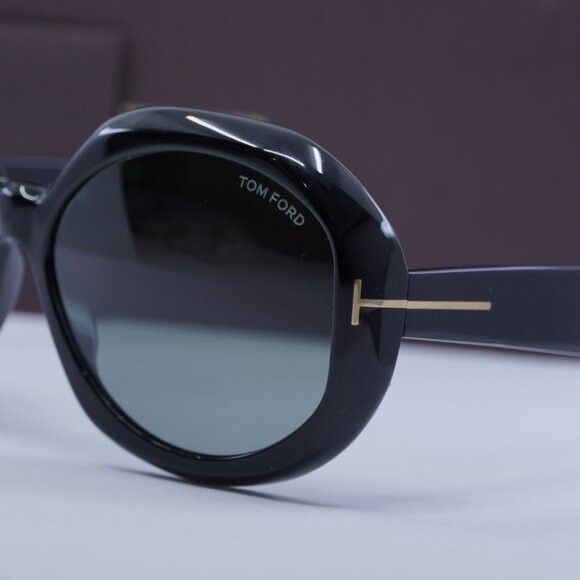 Tom Ford Tom Ford Georgia-02 FT1011 01B Sunglasses Black Round Frame Size ONE SIZE - 10 Thumbnail