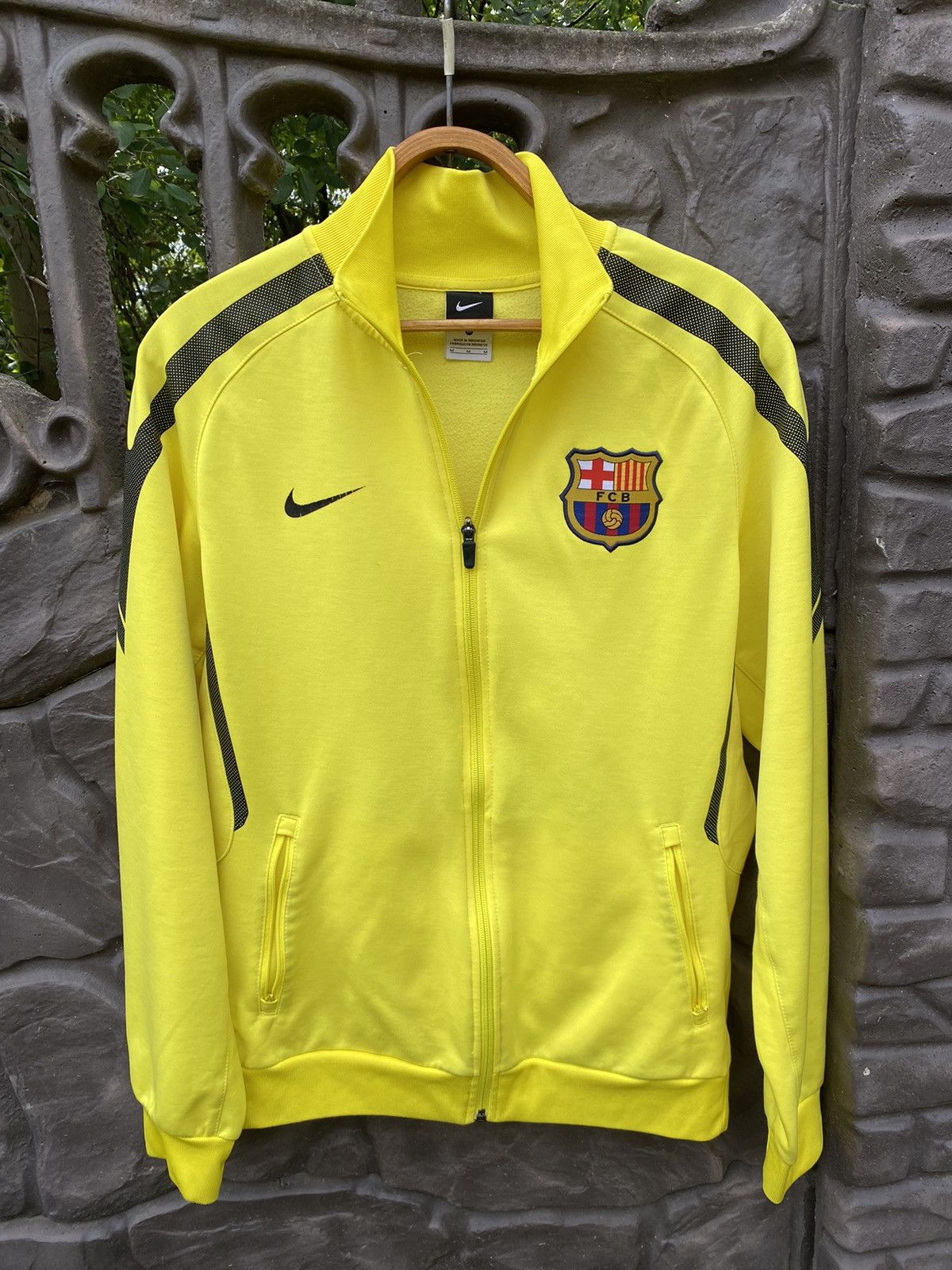 Nike × Vintage Nike FC Barcelona Jacket Yellow Black Mens Full Zip Track Size US M / EU 48-50 / 2 - 4 Thumbnail