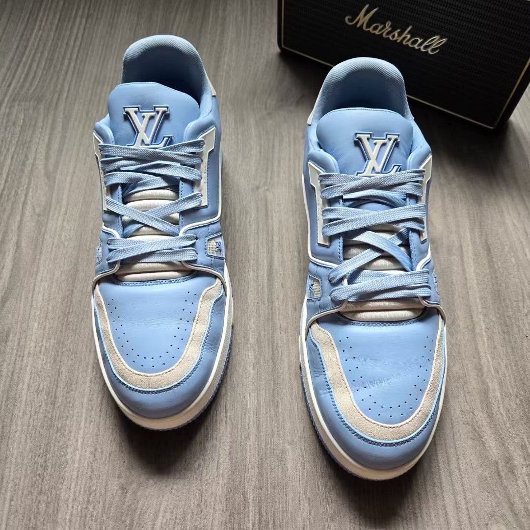 Louis Vuitton Louis Vuitton Training Blue Lowtop Sneakers 8 Men Size US 8 / EU 41 - 1 Thumbnail
