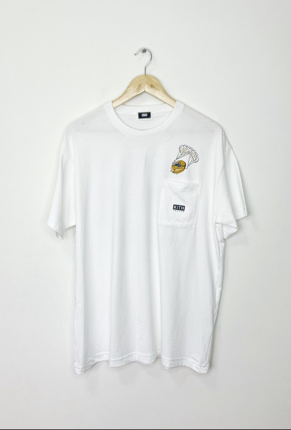 Kith × Vintage Kith Treats Parade II Tee Size US L / EU 52-54 / 3 - 1 Thumbnail