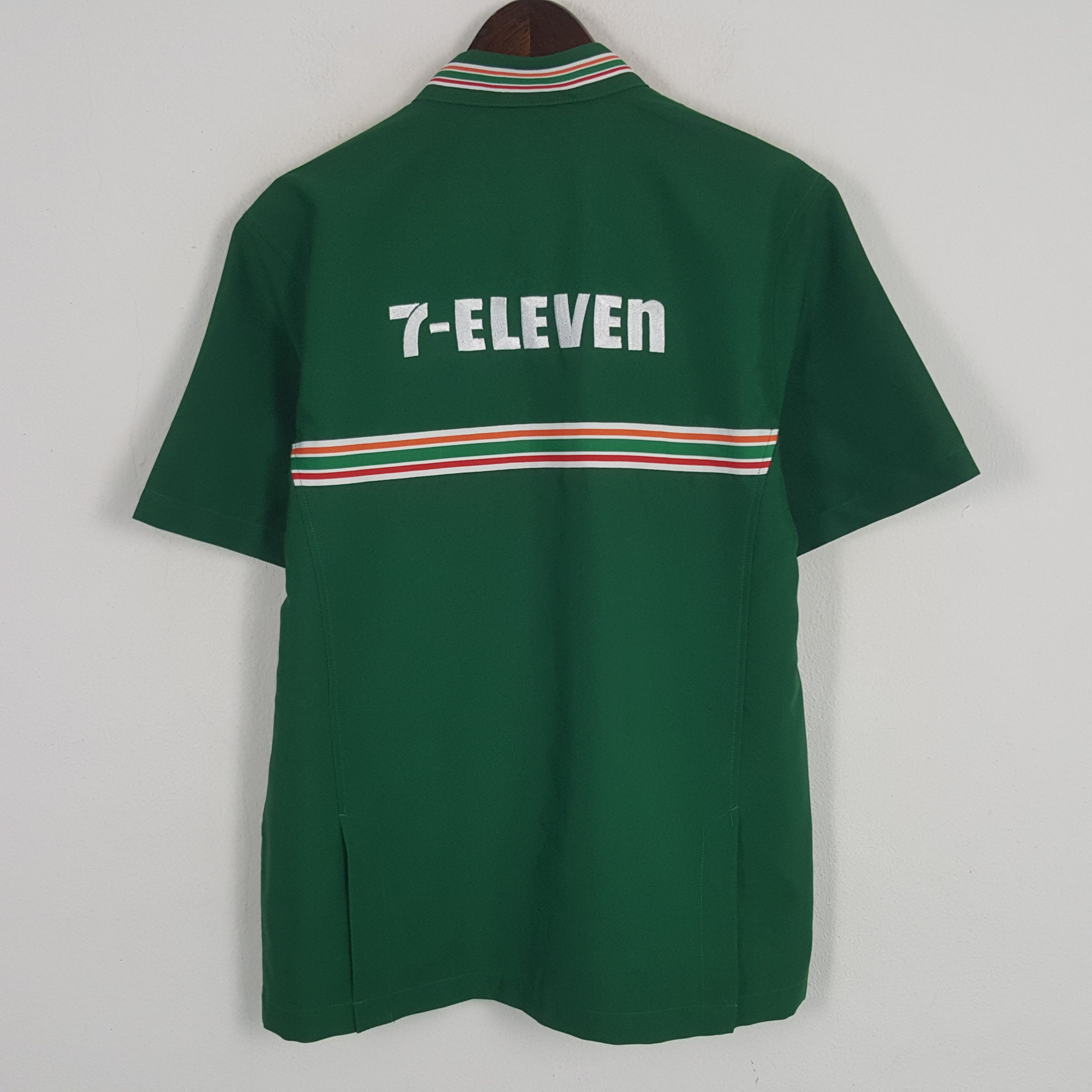 Japanese Brand × Vintage Vintage 7 Eleven Embroidered Logo Worker Jacket Size US L / EU 52-54 / 3 - 1 Thumbnail