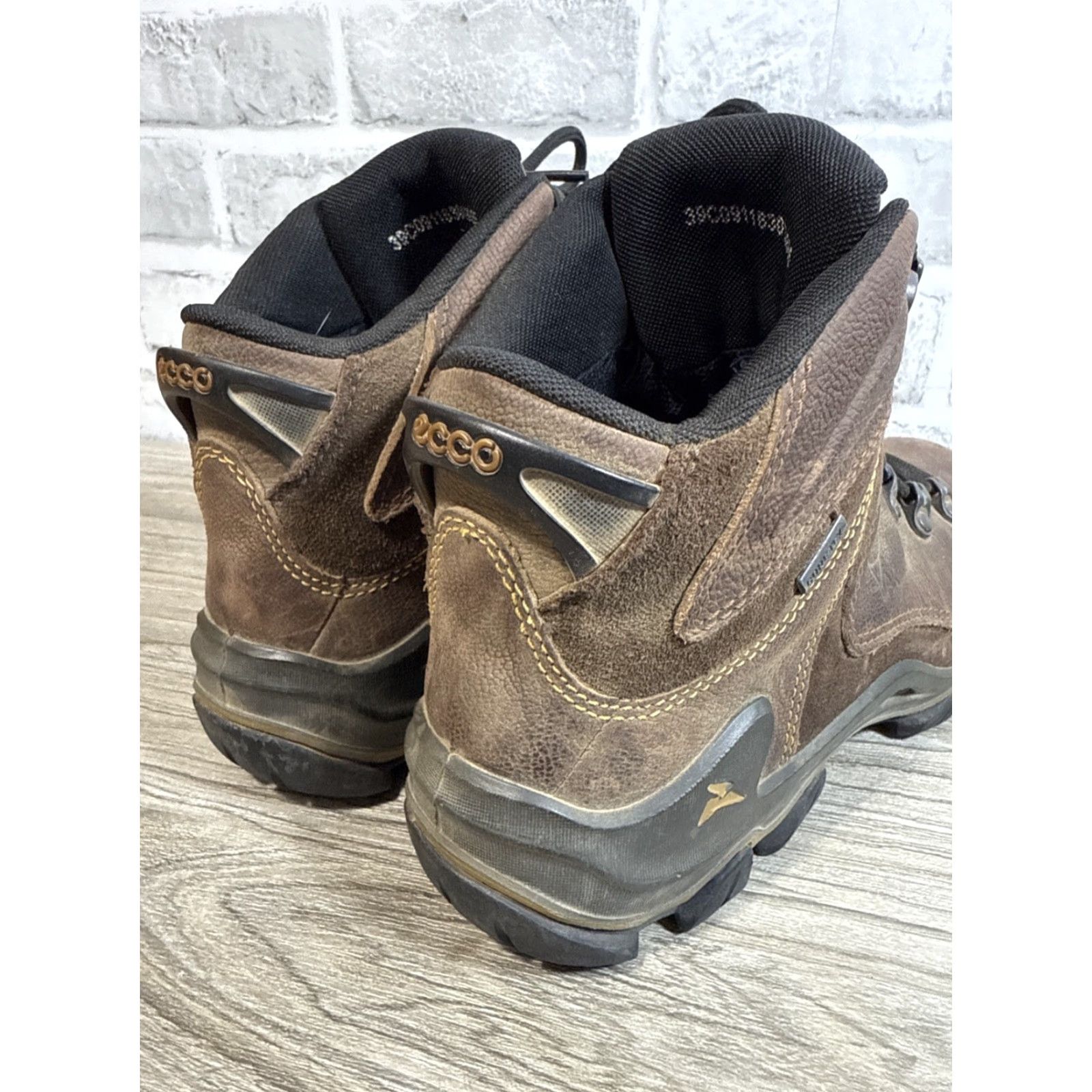 Ecco Ecco Gore-Tex Hiking Boots Unisex Adults 39 Brown Leather Waterproof Yak Size US 6 / EU 39 - 4 Thumbnail