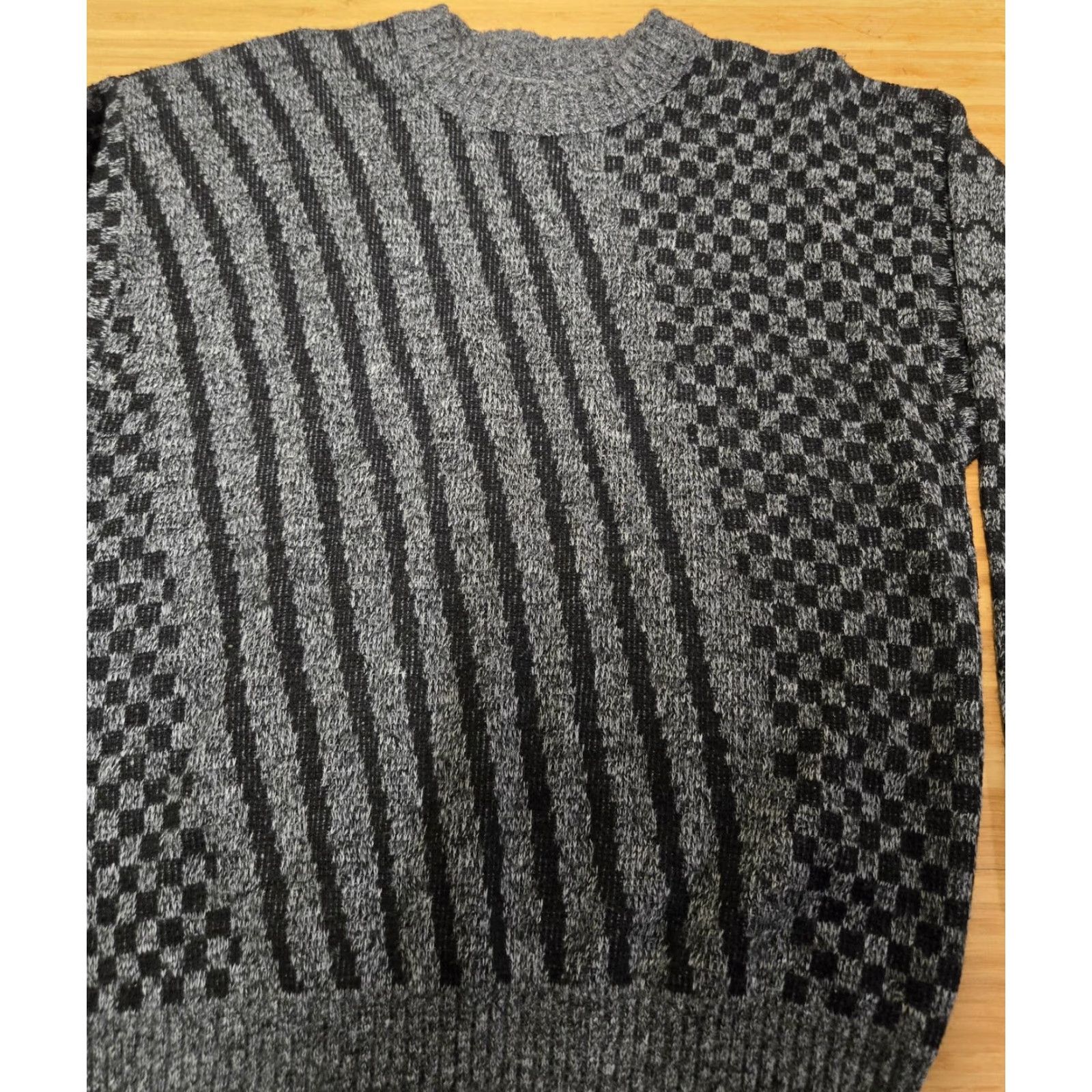 Vintage VINTAGE Le Tigre Sweater Mens XL Gray Black Crewneck Knit Made USA Geometric 90s Size US XL / EU 56 / 4 - 4 Thumbnail