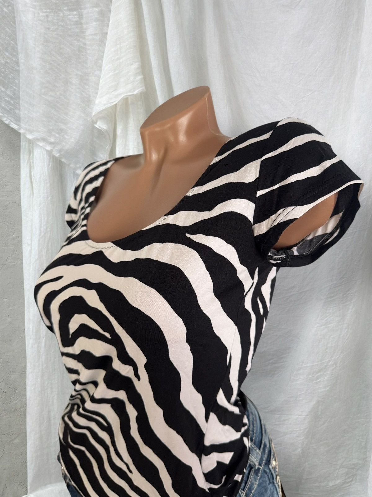 D&G Dolce & Gabbana Vintage Zebra Print Y2K T-Shirt