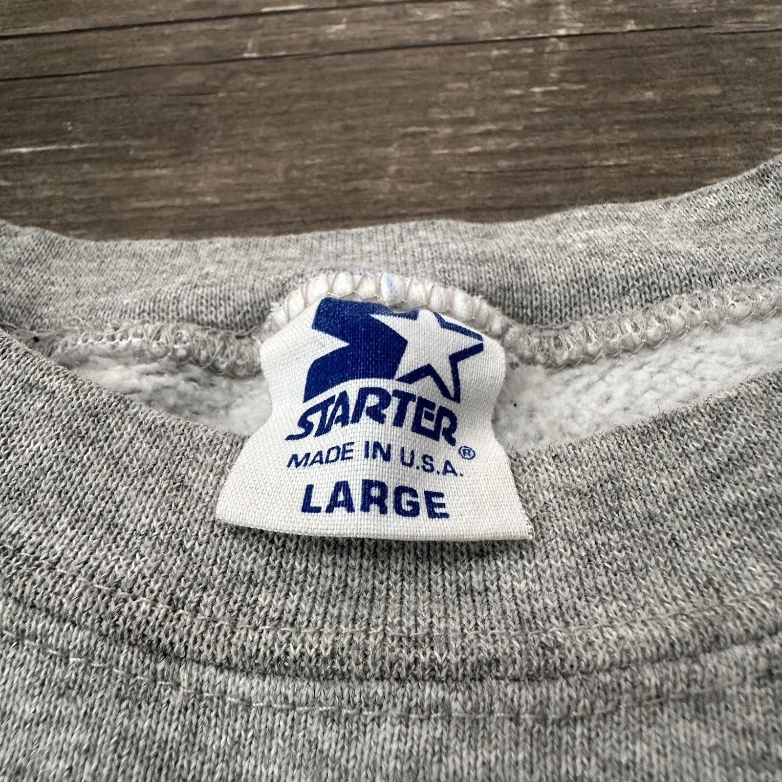 Starter VTG 1996 STARTER CHICAGO BULLS GRAY SWEATSHIRT NBA BASKETBAL Size US L / EU 52-54 / 3 - 3 Thumbnail