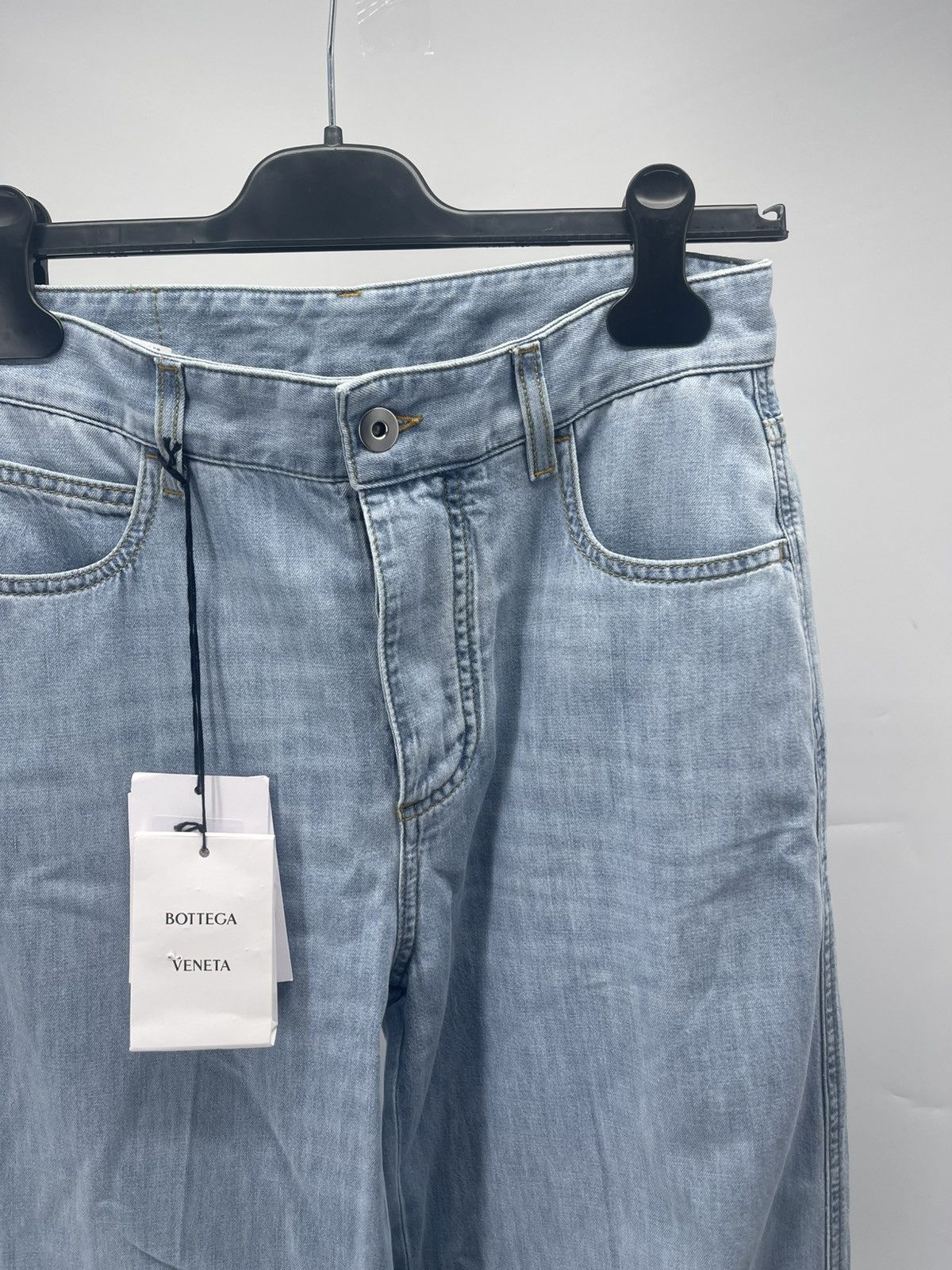 Bottega Veneta Bottega Veneta light bleached denim jeans size 38 Size 26" / US 2 / IT 38 - 2 Thumbnail