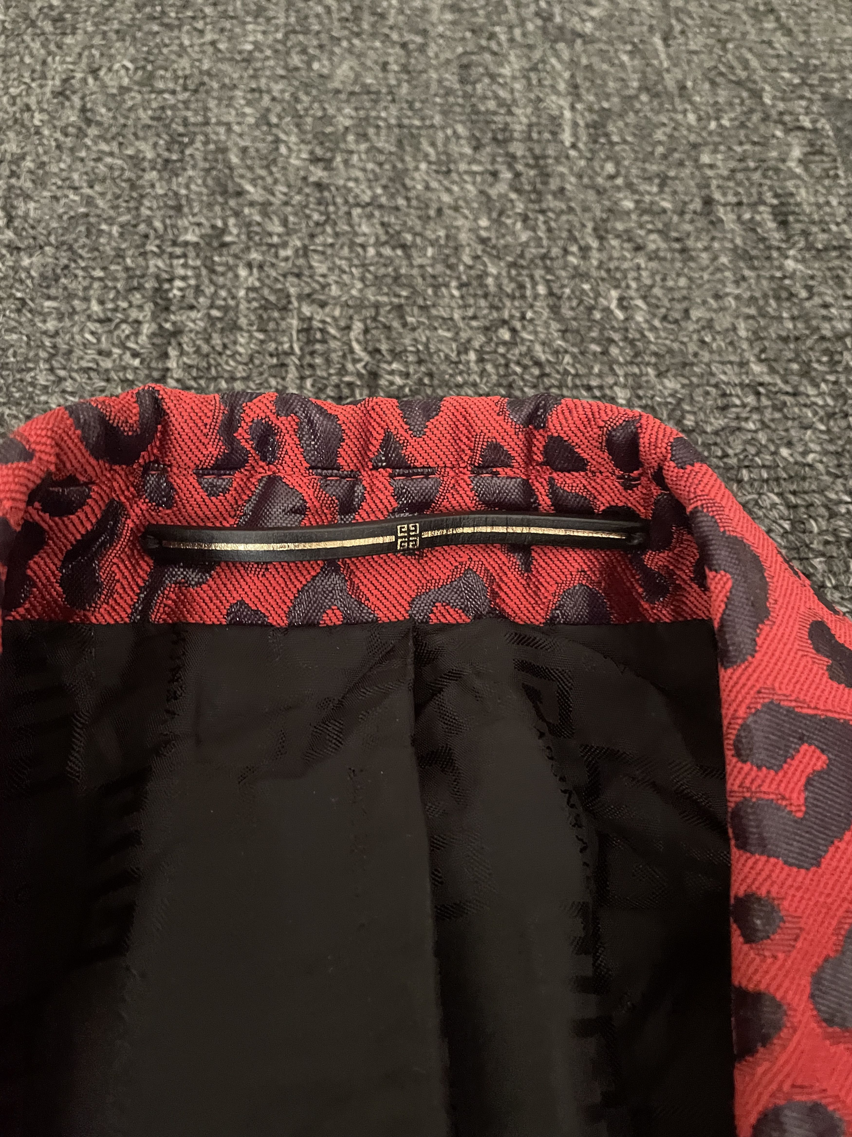 Givenchy Givenchy Pink Leopard Print Blazers Jacket Size 46 Size 46R - 3 Thumbnail