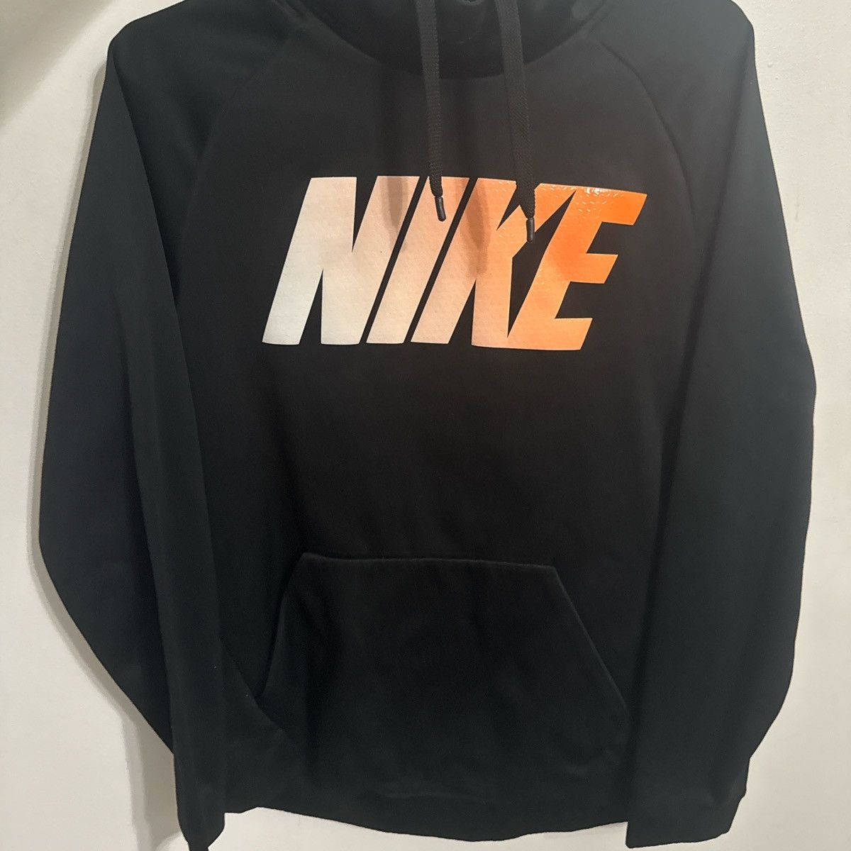 Nike Nike Sweater Black and Orange Size US M / EU 48-50 / 2 - 1 Thumbnail