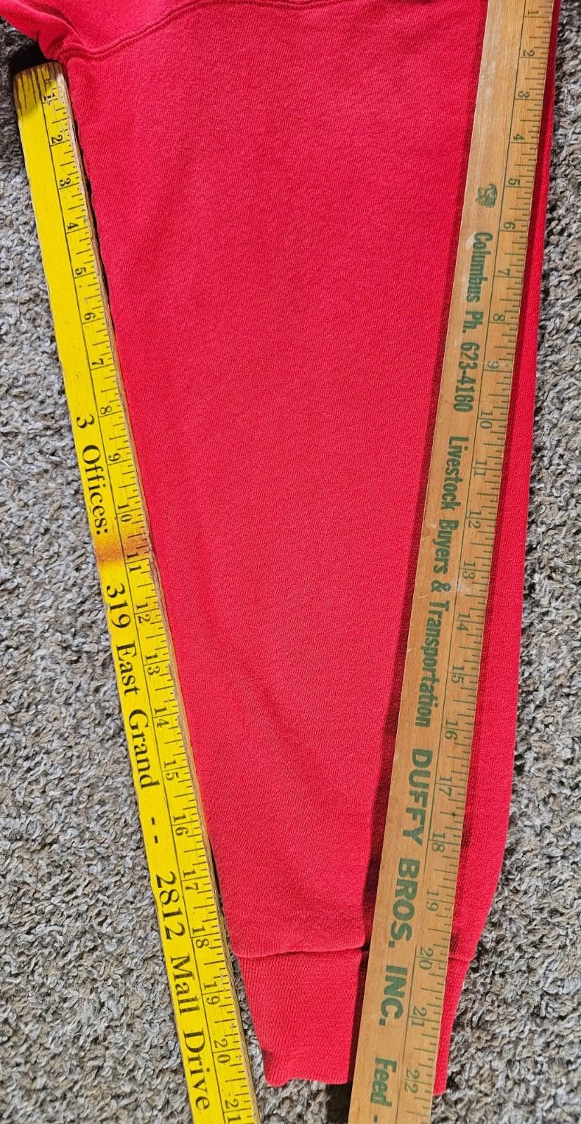Fruit Of The Loom Coaches Corner Green Bay WI Club Red Hoodie Size US M / EU 48-50 / 2 - 5 Thumbnail