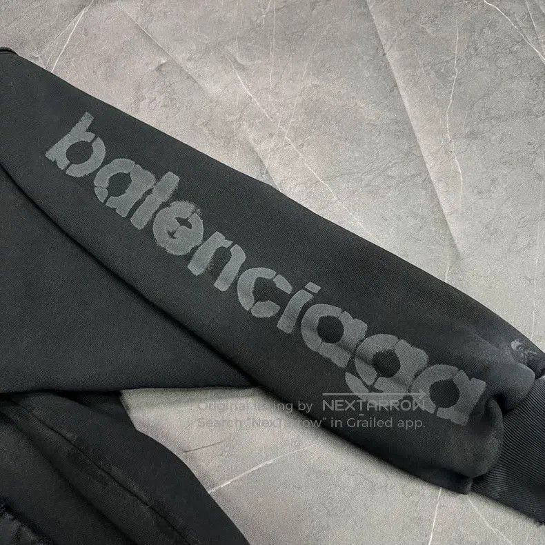 Balenciaga Balenciaga Splattered Destruction Distressed Mud Dye Hoodi Size US M / EU 48-50 / 2 - 3 Thumbnail