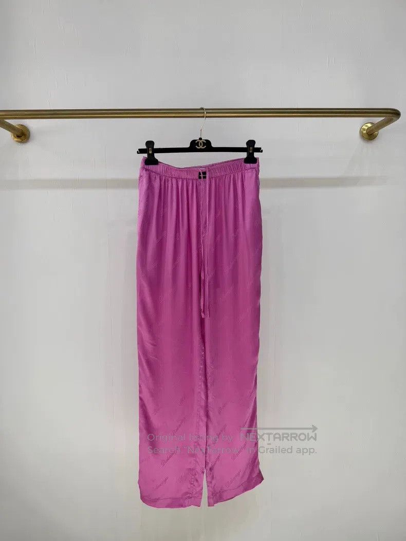 Balenciaga Balenciaga Barbie Pink Bulletproof Letter Logo Silk Pants Size 33" - 1 Thumbnail