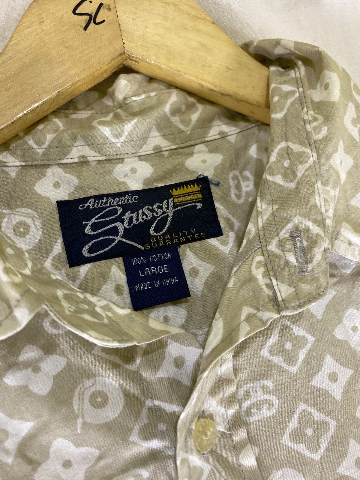 Stussy lv monogram shirt Size US L / EU 52-54 / 3 - 3 Thumbnail