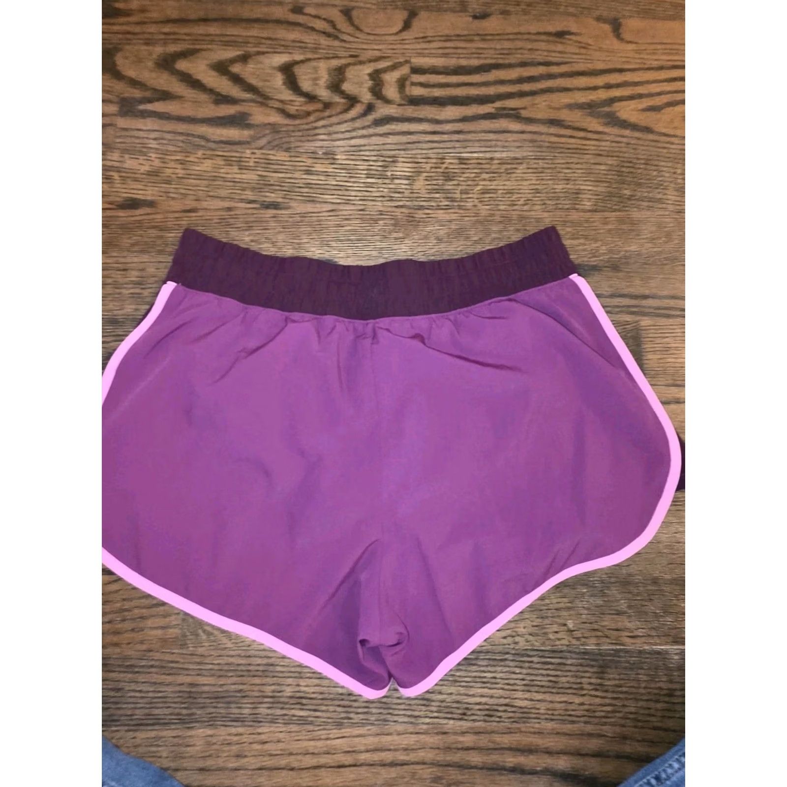 Vintage VINTAGE Gap Fit Lined Running Athletic Shorts Purple Pink Womens M Inseam 4 in Comfort Breathable Elastic Waist Easy Care Regular Size Mq Size 32" / US 10 / IT 46 - 2 Thumbnail