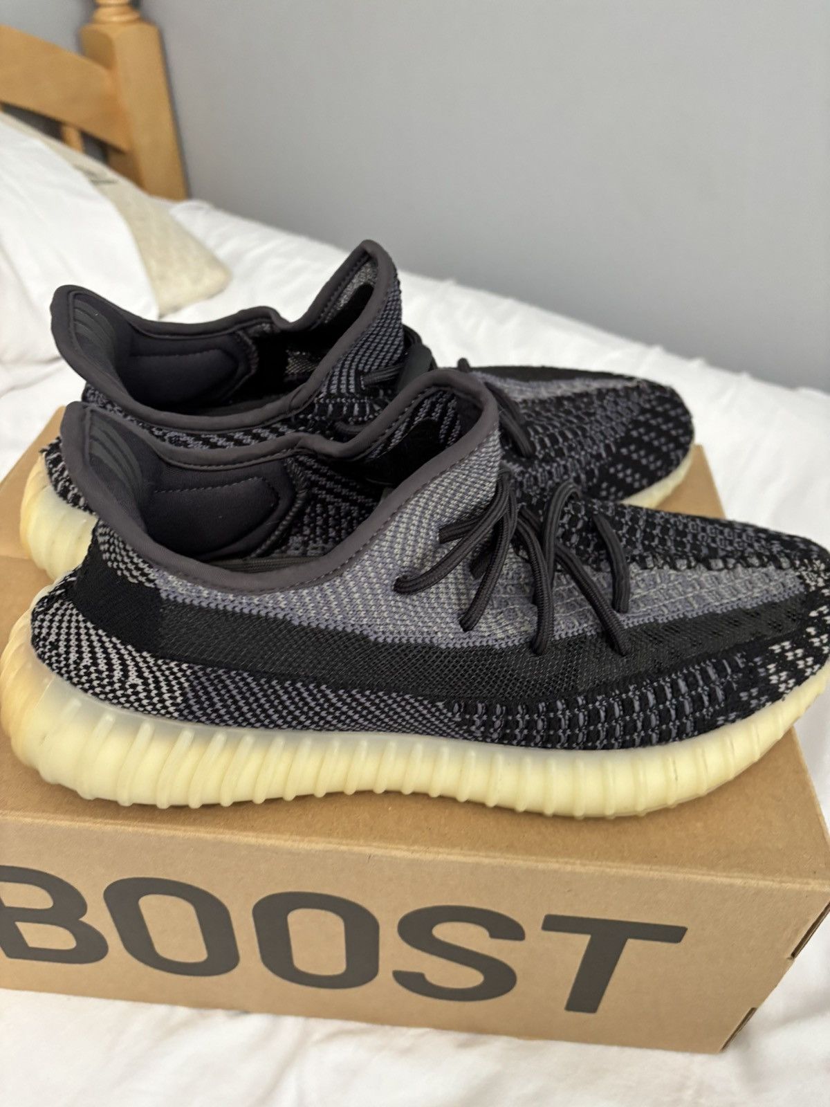 Yeezy Yeezy Boost 350 Carbon Size US 9 / EU 42 - 7 Thumbnail