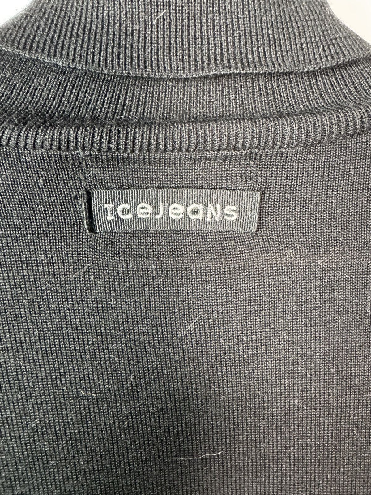 Iceberg Vtg ICE Jeans ICEBERG Italy Men's Turtleneck Zigzag Sweater Size US L / EU 52-54 / 3 - 4 Thumbnail