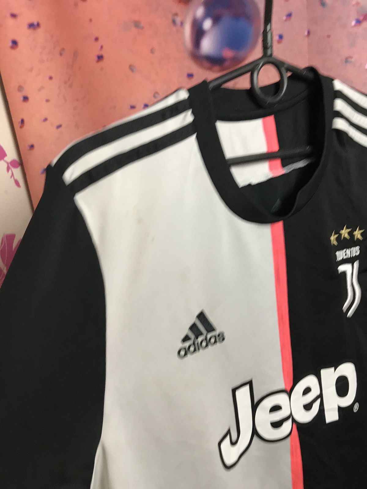 Vintage Vintage Juventus soccer jersey Size US L / EU 52-54 / 3 - 6 Thumbnail