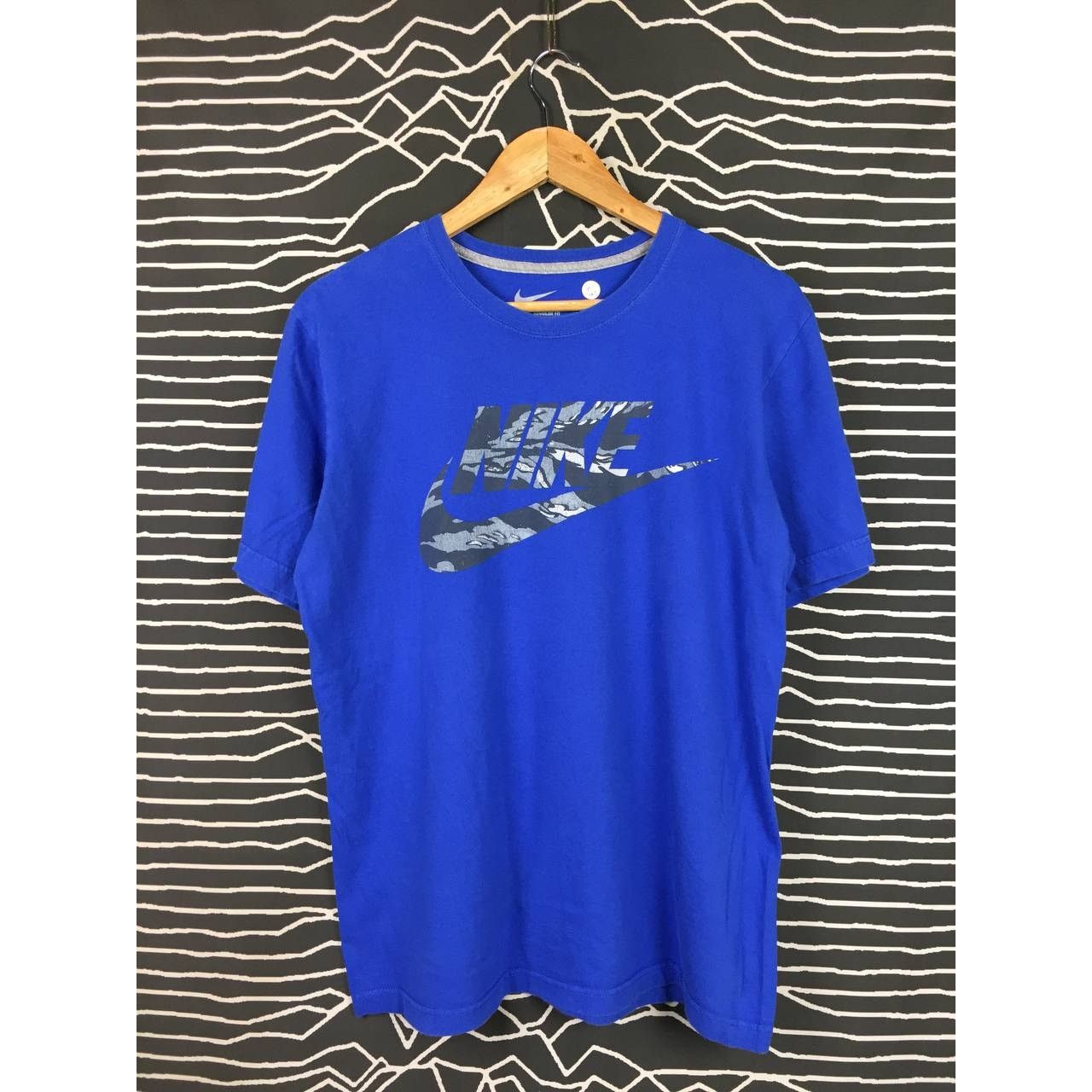 Nike Camo Swoosh Big Logo Regular Fit Tee