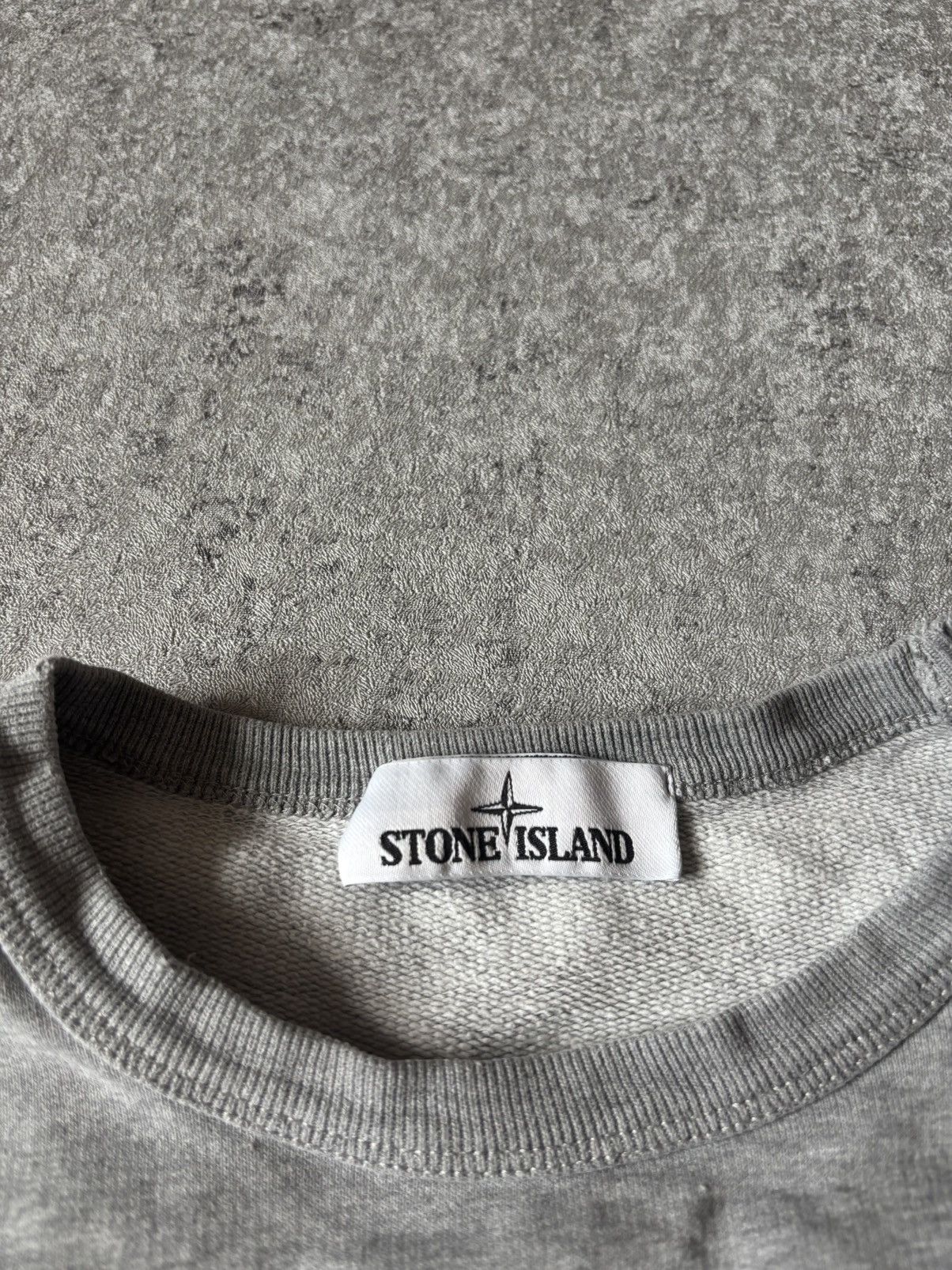 Stone Island × Vintage STONE ISLAND DISTRESSED CREWNECK Size US M / EU 48-50 / 2 - 13 Thumbnail