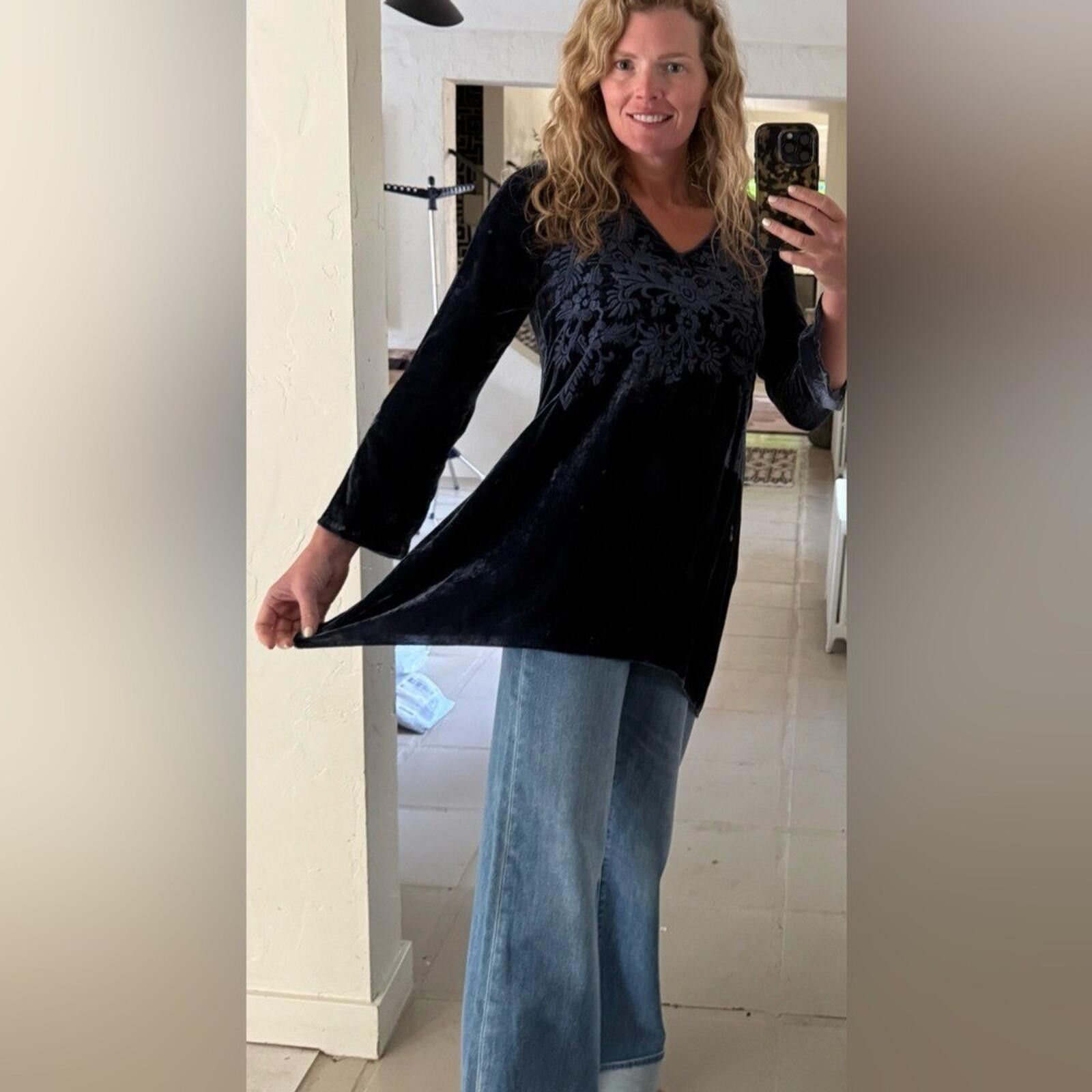 Other Johnny Was $255 Navy Kamala Velvet Embroidered Tunic, Size S Size S / US 4 / IT 40 - 3 Thumbnail