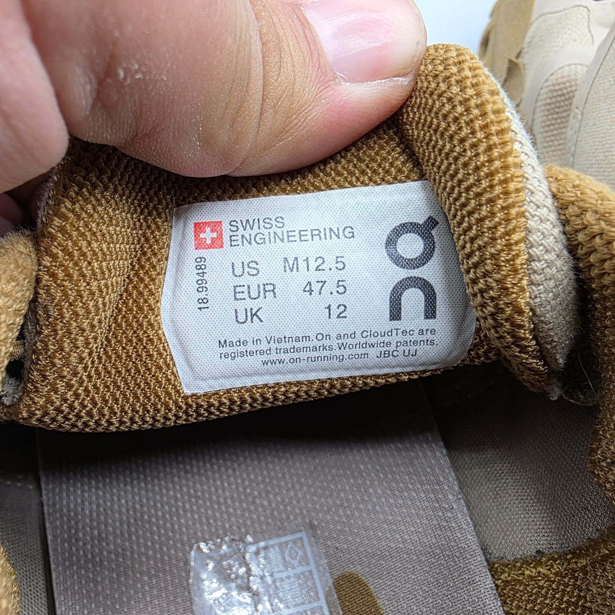 On On Cloud Running Dip Mens 12.5 Beige Tan Athletic Shoes Walk Size US 12.5 / EU 45-46 - 6 Thumbnail
