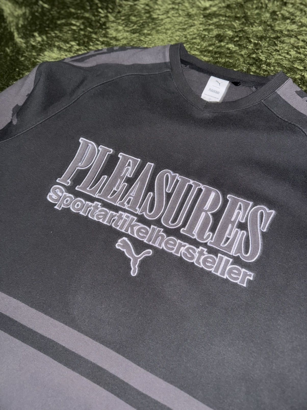 Pleasures × Puma [L] Puma x Pleasures Cotton Hockey Jersey Black Size US L / EU 52-54 / 3 - 2 Thumbnail