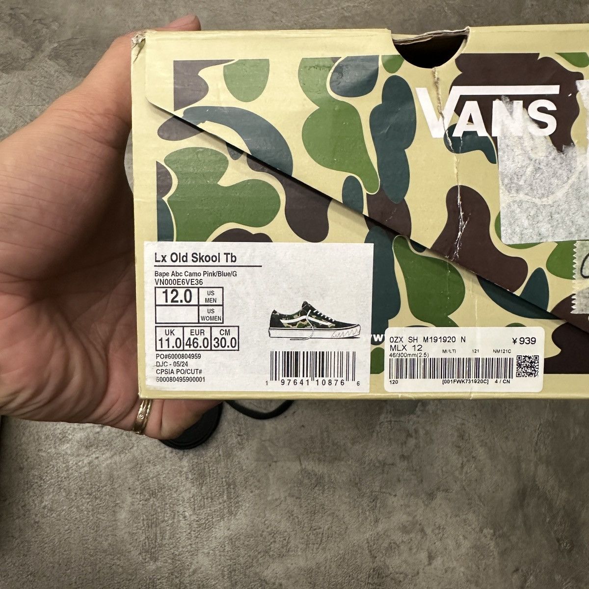Bape Vans OldSkool x Bape Size US 12 / EU 45 - 8 Thumbnail