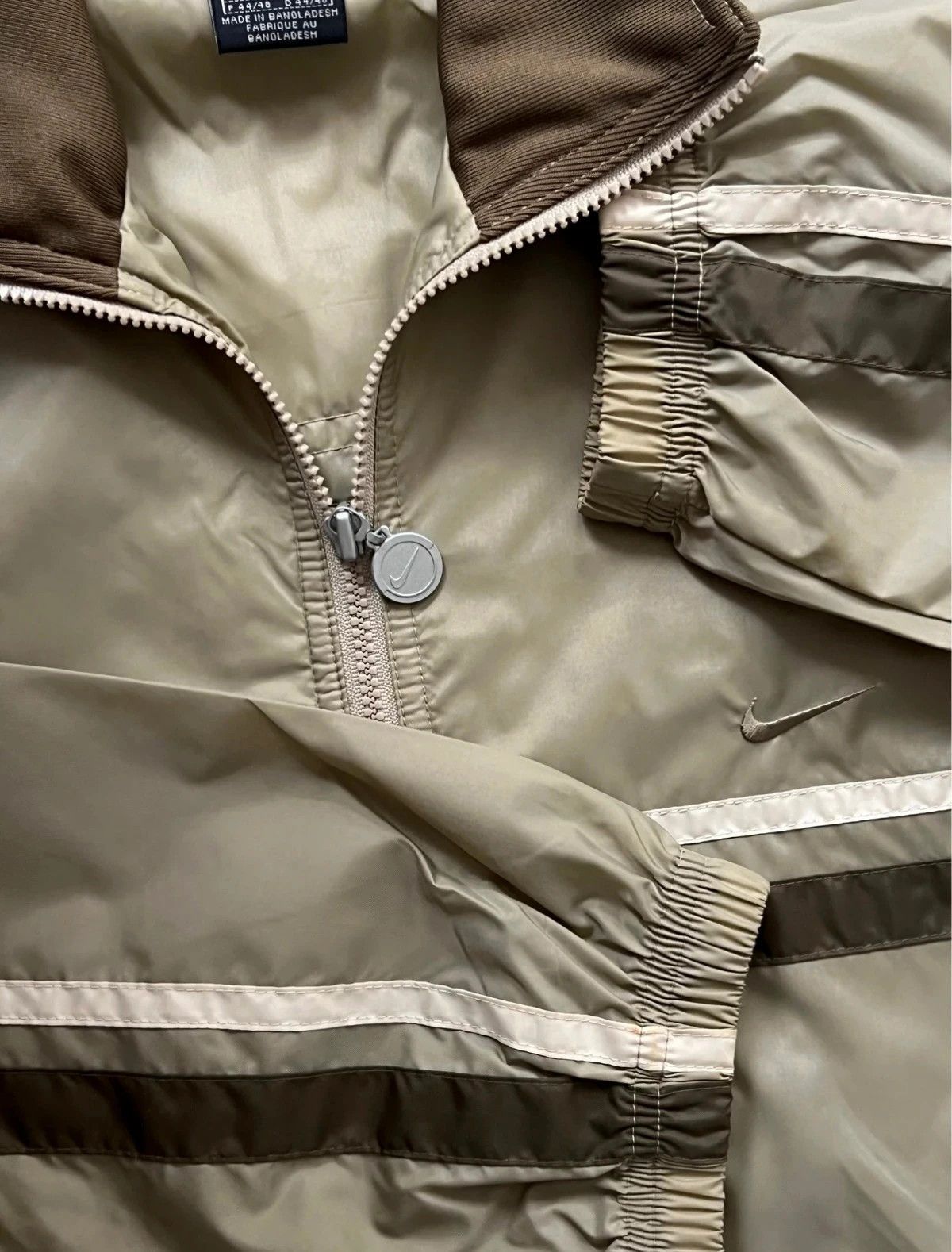 Nike Nike vintage rare y2k windbreaker Size US S / EU 44-46 / 1 - 5 Thumbnail