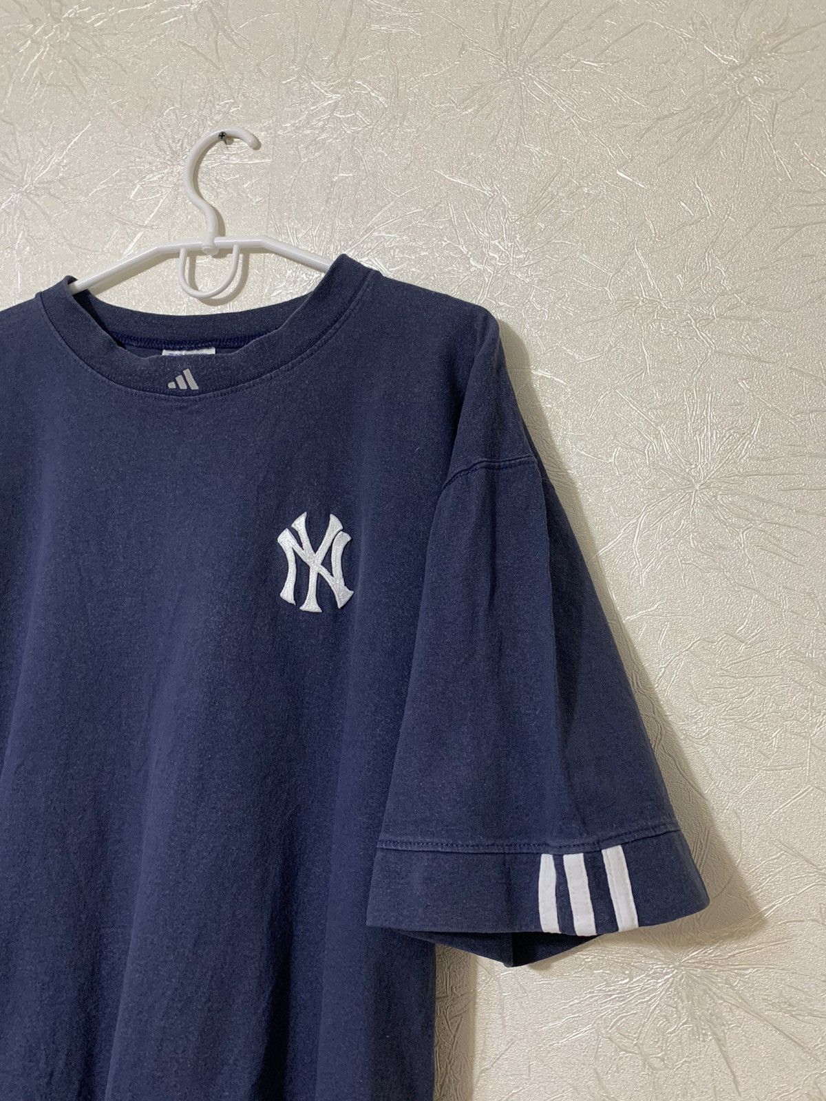 Adidas × Vintage Vintage Adidas Yankees T-Shirt Made in USA Size US L / EU 52-54 / 3 - 2 Thumbnail