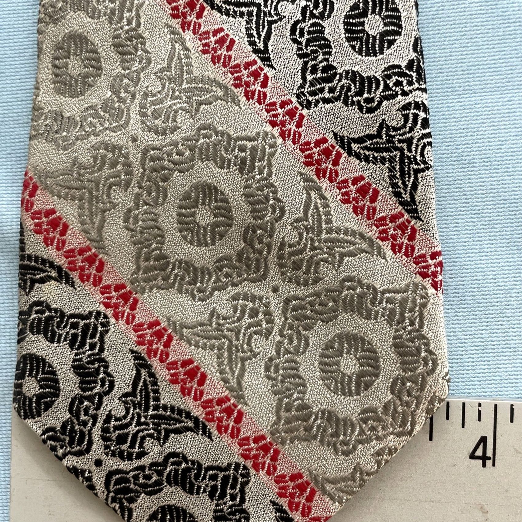 MCM vtg 70s Tie Woven Optical MCM Deco Silver Black Red Repp Stripe Jacquard 3.5x56 Capsule Necktie Mens Vintage Gift Size ONE SIZE - 6 Thumbnail
