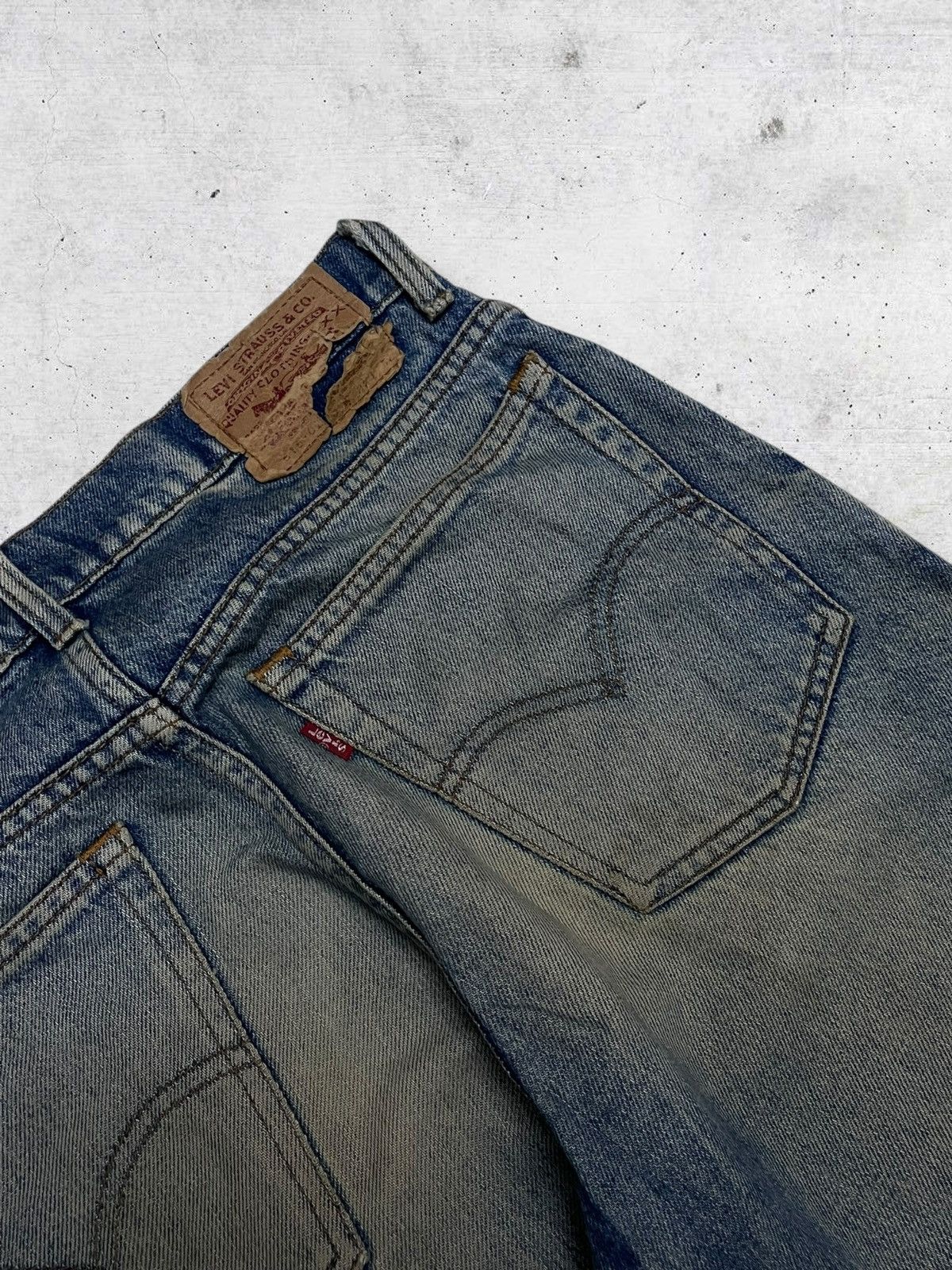 Levi's Vintage Clothing VINTAGE 516 90S DESIGNER OG LEVIS MUDWASH DISTRESSED DENIM Size US 29 - 15 Thumbnail