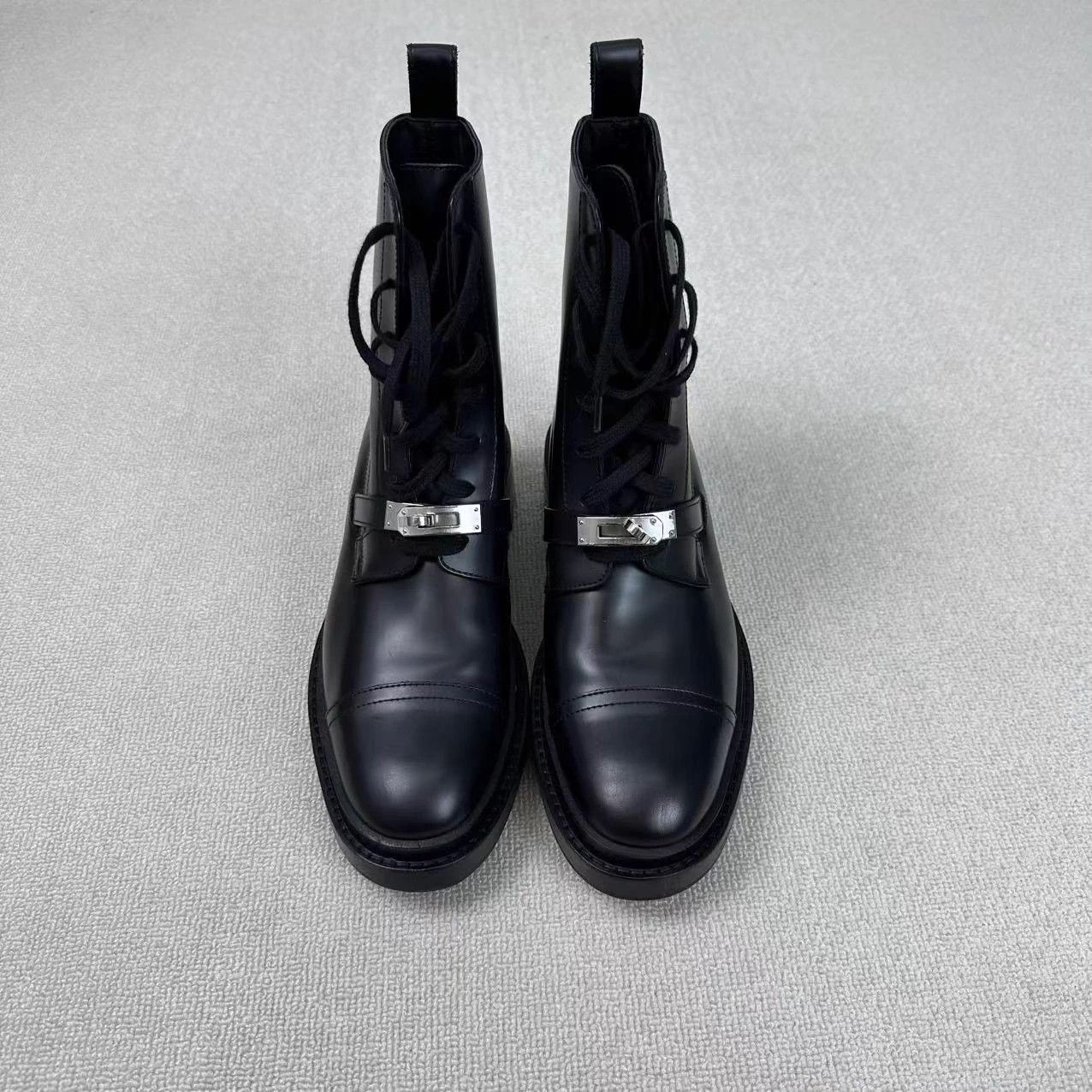 Hermes Hermes Kelly buckle black Martin boots 38 Near New Size US 7 / IT 37 - 2 Thumbnail