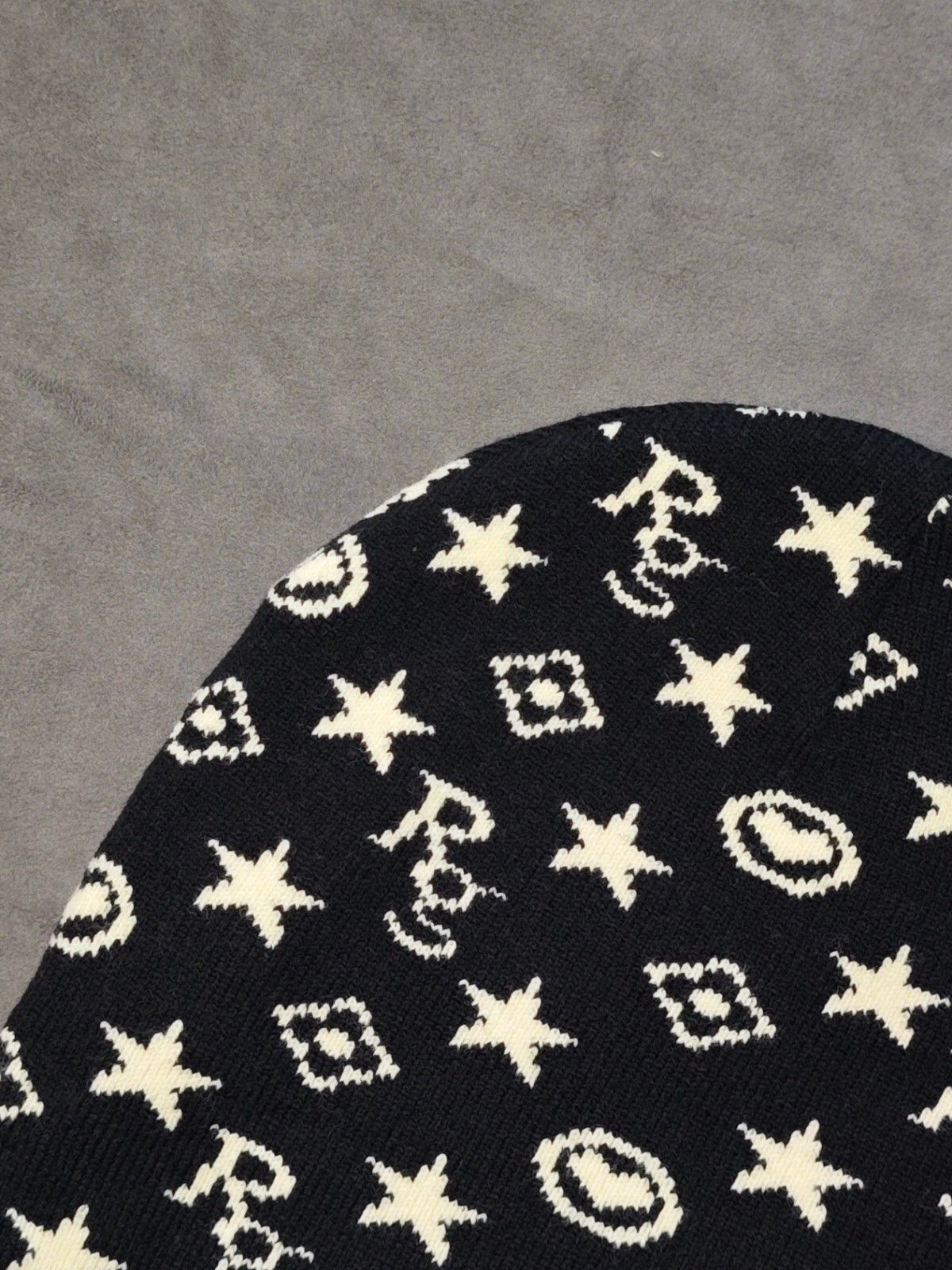 Stray Rats Ratgirl Monogram Beanie Y2K Star Print Hat in Black, Men's — image 2 of 6