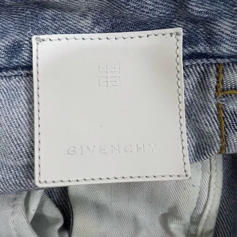 Givenchy Givenchy Size24 SS22 Washed Hole Mid-Rise Jeans Size US 29 - 3 Thumbnail