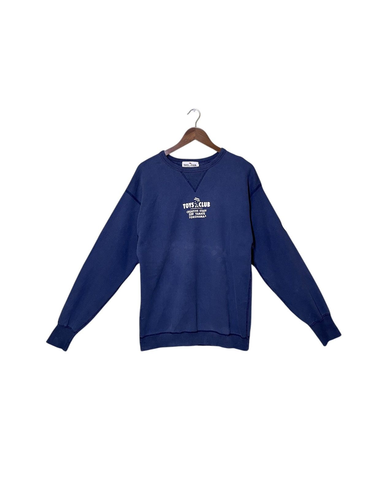 Other TOYS CLUB v neck small logo printed sweatshirt color blue Size US M / EU 48-50 / 2 - 1 Thumbnail